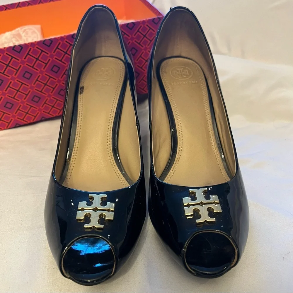 EUC Tory Burch‎ Wedge